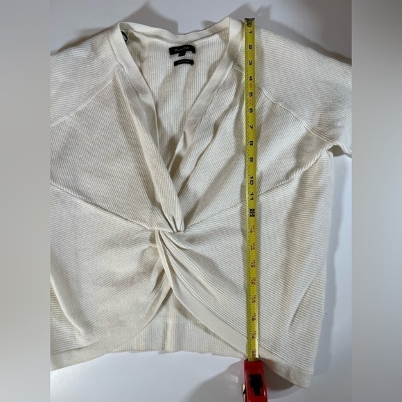 Massimo Dutti cream v-neck ribbed knot wool cashmere blend sweater sz S coquette - Picture 6 of 8